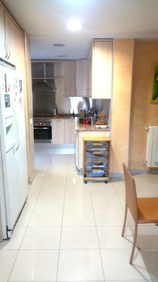 Modern B&B Somosaguas Eksteriør billede