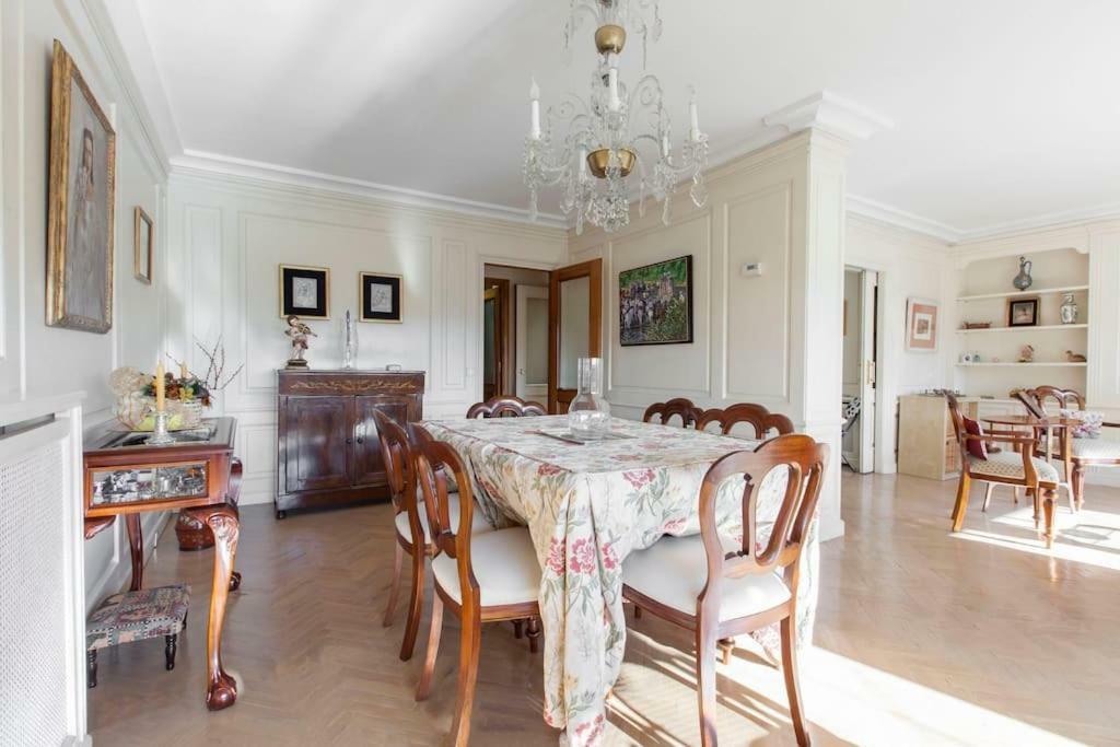 Modern B&B Somosaguas Eksteriør billede
