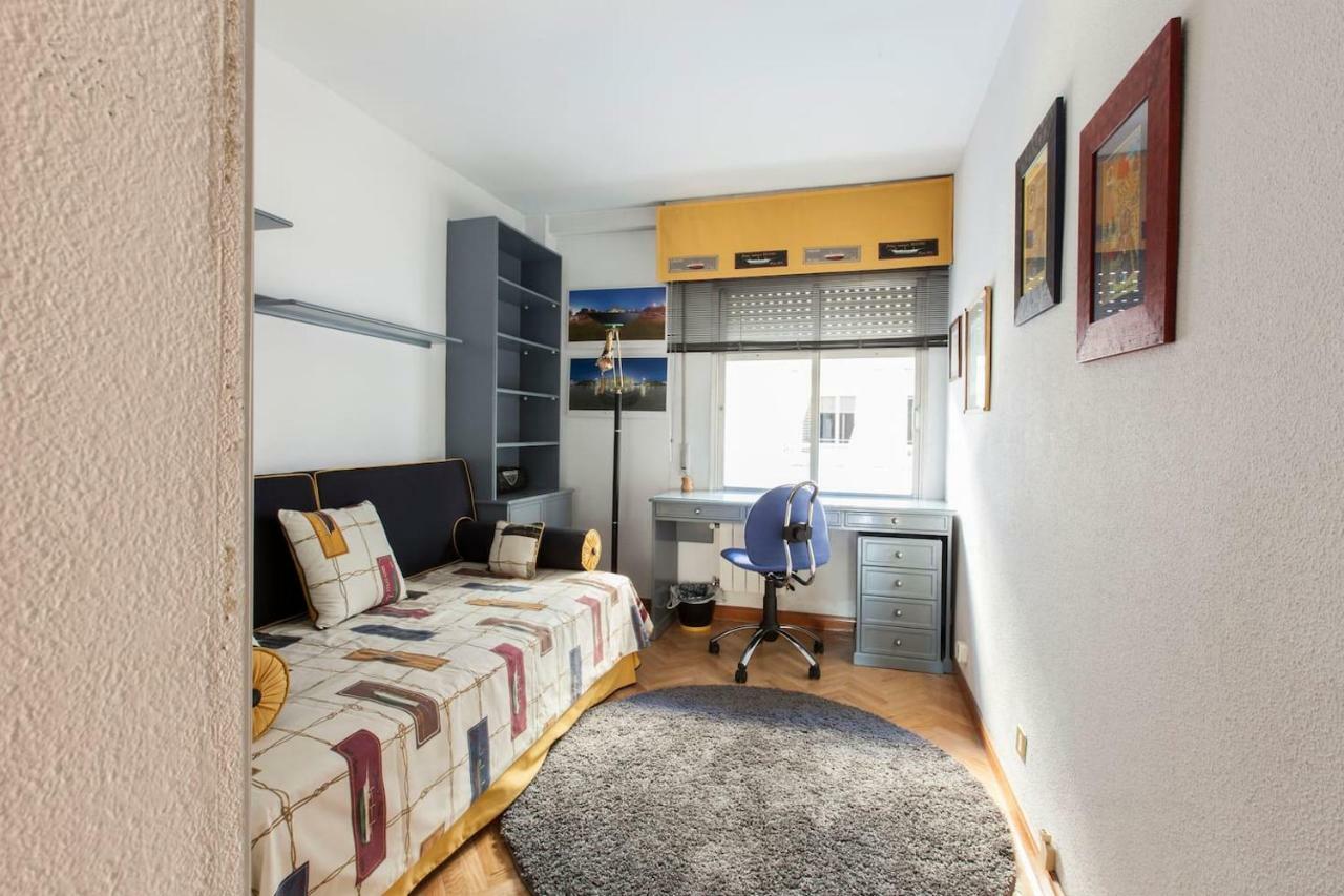 Modern B&B Somosaguas Eksteriør billede
