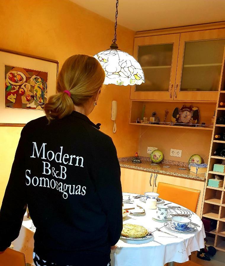 Modern B&B Somosaguas Eksteriør billede