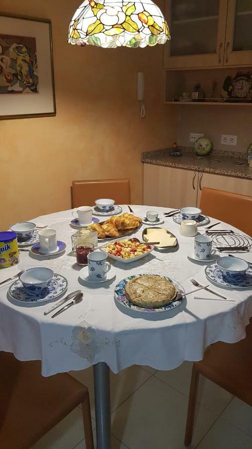 Modern B&B Somosaguas Eksteriør billede